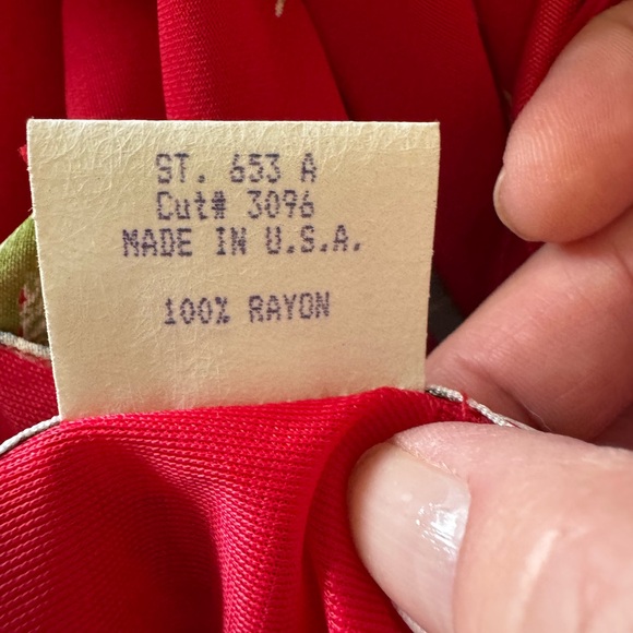 Kamisato vintage halter and skirt; size 4; STUNNING! - Picture 12 of 15